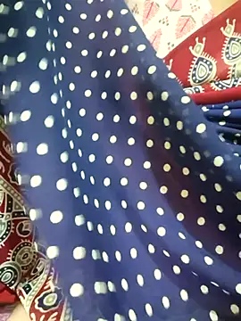 puja123434 online show from 07/28/26, 07:39
