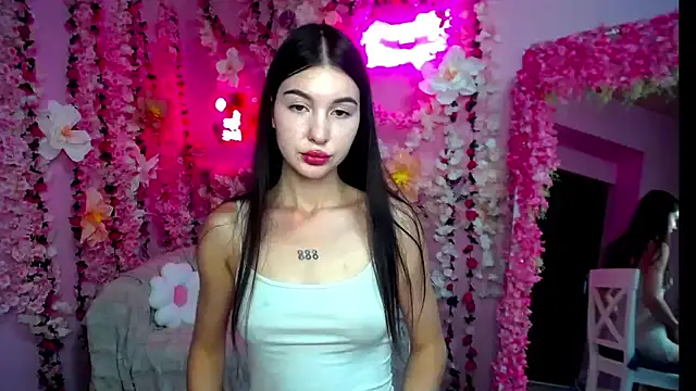 Snapshot of Lolli_Bennet chatting on 07/26/26, 12:12 Lolli Bennet online show from 07/26/26, 12:12