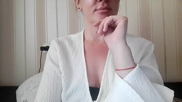 Snapshot of AbigailBlue chatting on 08/02/26, 10:46 AbigailBlue online show from 08/02/26, 10:46