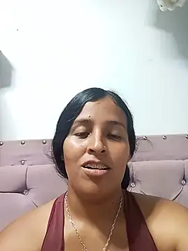 Snapshot of Hurtad_12 chatting on 07/31/26, 01:05 Hurtad 12 online show from 07/31/26, 01:05