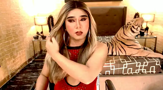 Snapshot of BigCumHuntersxx chatting on 01/10/25, 07:32 BigCumHuntersxx online show from 01/10/25, 07:32