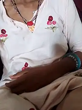 Snapshot of riya_rao12 chatting on 08/03/26, 06:34 riya rao12 online show from 08/03/26, 06:34