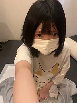 Snapshot of mikan_tabetai chatting on 07/31/26, 12:21 mikan tabetai online show from 07/31/26, 12:21
