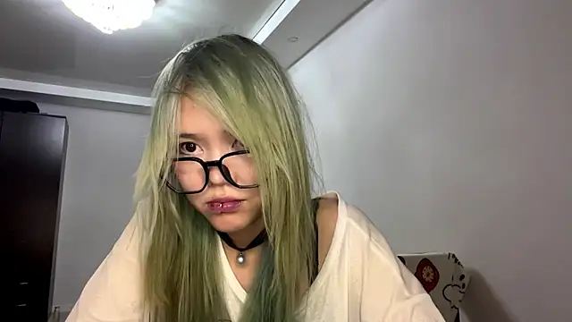 Snapshot of KairiNox chatting on 07/25/26, 10:57 KairiNox online show from 07/25/26, 10:57