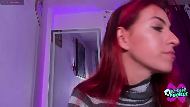 Snapshot of jessierocketx chatting on 10/28/25, 02:53 jessierocketx online show from 10/28/25, 02:53