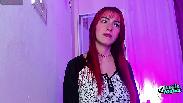 Snapshot of jessierocketx chatting on 11/12/25, 10:20 jessierocketx online show from 11/12/25, 10:20