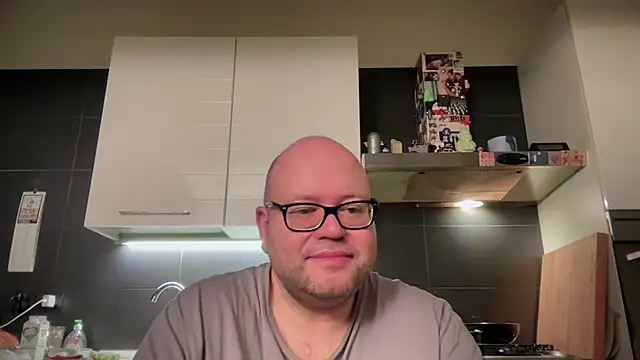 theitalianbear online show from 02/07/25, 03:01