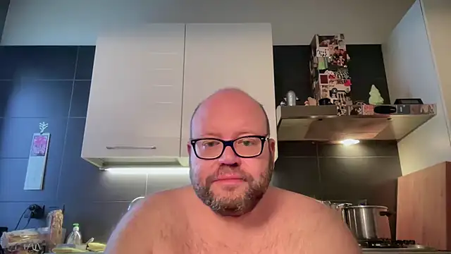 theitalianbear online show from 04/14/26, 04:51