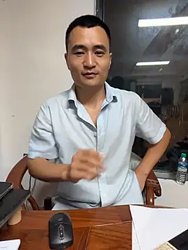 Snapshot of xuanxuan0202 chatting on 07/26/26, 05:42 xuanxuan0202 online show from 07/26/26, 05:42