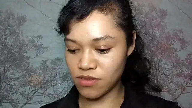 Queen Rubyyy online show from 08/10/26, 07:01