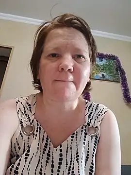 Snapshot of Renata_Dell chatting on 07/28/26, 02:13 Renata Dell online show from 07/28/26, 02:13