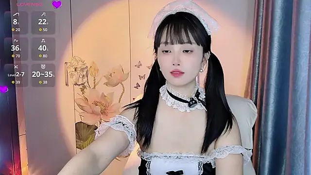 Snapshot of Magg1e_ chatting on 08/03/26, 06:34 Magg1e online show from 08/03/26, 06:34
