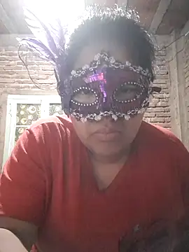 Snapshot of Silvina-xxx chatting on 07/30/26, 01:37 Silvina-xxx online show from 07/30/26, 01:37
