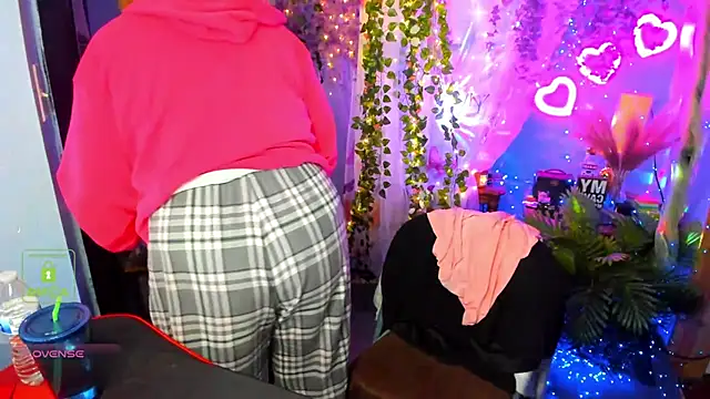 EllieFantastique online show from 03/09/25, 05:28