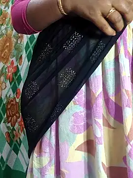 Snapshot of Dhevasena chatting on 07/28/26, 08:52 Dhevasena online show from 07/28/26, 08:52
