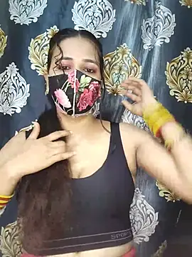 Snapshot of Sexy_bhabhi_Divya chatting on 08/04/26, 04:31 Sexy bhabhi Divya online show from 08/04/26, 04:31
