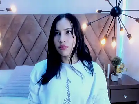 Snapshot of Im_manuela chatting on 07/31/26, 01:43 Im manuela online show from 07/31/26, 01:43
