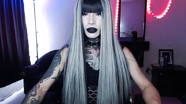 Snapshot of april_simons2 chatting on 03/09/26, 05:06 april simons2 online show from 03/09/26, 05:06