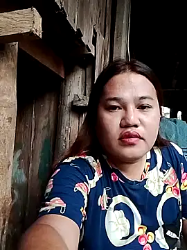 Snapshot of Andrea0414 chatting on 12/14/24, 12:01 Andrea0414 online show from 12/14/24, 12:01