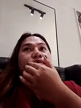 Snapshot of Andrea0414 chatting on 02/28/25, 05:04 Andrea0414 online show from 02/28/25, 05:04