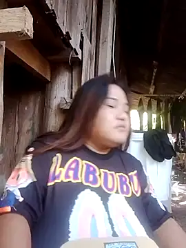 Snapshot of Andrea0414 chatting on 03/11/25, 11:48 Andrea0414 online show from 03/11/25, 11:48