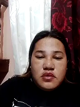 Snapshot of Andrea0414 chatting on 03/22/25, 10:26 Andrea0414 online show from 03/22/25, 10:26