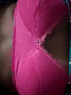 Snapshot of Miss_mohni chatting on 08/05/26, 04:43 Miss mohni online show from 08/05/26, 04:43