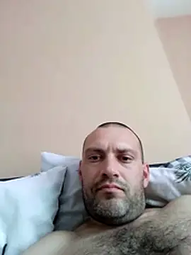 Snapshot of klanvezer chatting on 07/31/26, 03:11 klanvezer online show from 07/31/26, 03:11