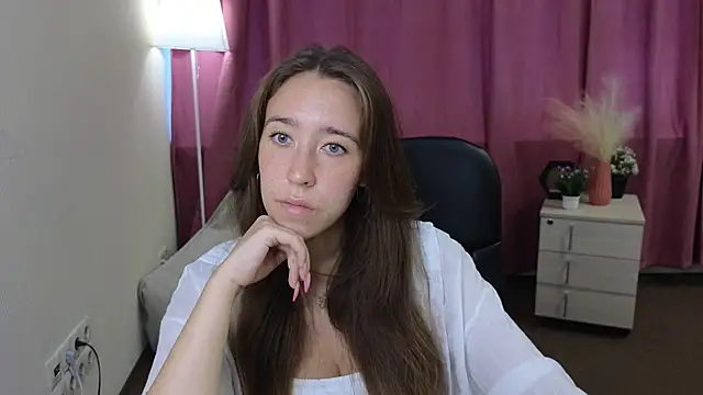 Snapshot of EdithBallesterous chatting on 08/02/26, 05:06 EdithBallesterous online show from 08/02/26, 05:06