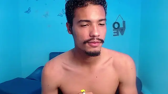 Snapshot of wolf_vip_ chatting on 08/02/26, 05:11 wolf vip online show from 08/02/26, 05:11