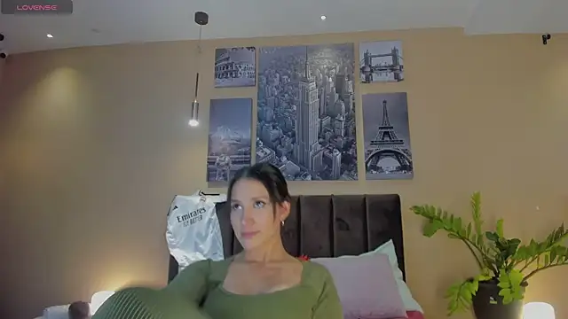 Olivia jazz online show from 03/05/25, 02:36