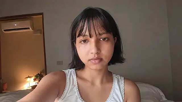 Snapshot of Sharvari-94 chatting on 08/01/26, 08:52 Sharvari-94 online show from 08/01/26, 08:52