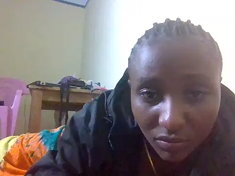Snapshot of Petitesecret chatting on 08/02/26, 10:08 Petitesecret online show from 08/02/26, 10:08
