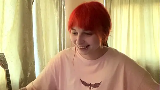 Snapshot of LyndseyCronshaw chatting on 08/04/26, 04:42 LyndseyCronshaw online show from 08/04/26, 04:42