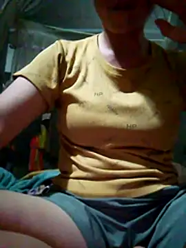 Snapshot of Qing-201 chatting on 08/04/26, 01:25 Qing-201 online show from 08/04/26, 01:25