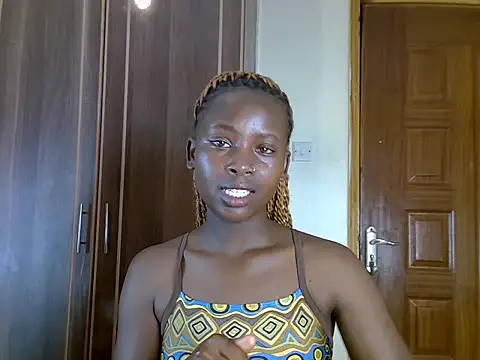 Snapshot of sexycatalina245 chatting on 08/05/26, 10:07 sexycatalina245 online show from 08/05/26, 10:07