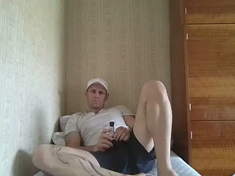 Snapshot of Sasha_yourboy chatting on 08/04/26, 10:51 Sasha yourboy online show from 08/04/26, 10:51