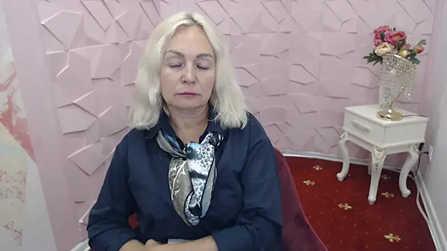 Snapshot of Jinna_luvv chatting on 08/05/26, 10:40 Jinna luvv online show from 08/05/26, 10:40