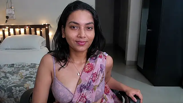 Snapshot of Mishika_lust chatting on 08/04/26, 05:59 Mishika lust online show from 08/04/26, 05:59