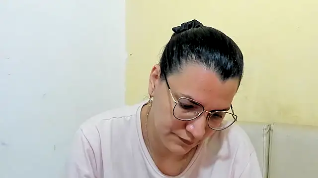 MARILYN GARCIA online show from 05/05/26, 01:41