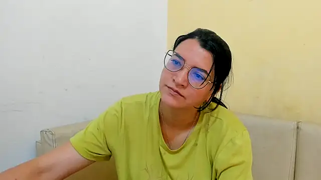 MARILYN GARCIA online show from 05/12/26, 04:04