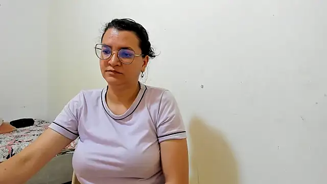 MARILYN GARCIA online show from 06/15/26, 03:03