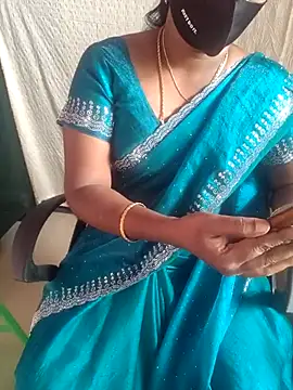 Snapshot of Tamil_Roja88 chatting on 08/06/26, 05:42 Tamil Roja88 online show from 08/06/26, 05:42