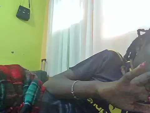 Snapshot of kendy040 chatting on 08/06/26, 03:03 kendy040 online show from 08/06/26, 03:03