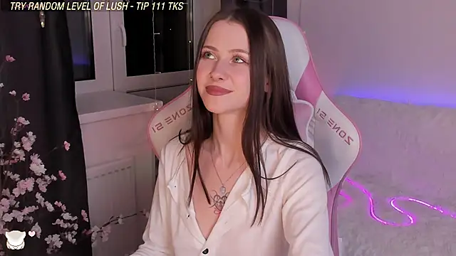 LoveJuliya online show from 12/20/24, 12:08