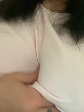 Snapshot of Azzurra1234 chatting on 03/07/25, 09:40 Azzurra1234 online show from 03/07/25, 09:40