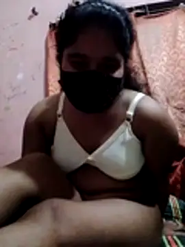 nadia ahmed online show from 08/08/26, 03:47