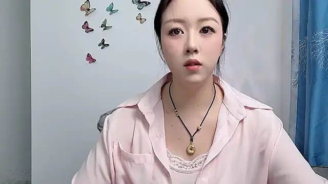 Snapshot of xiaomei1122 chatting on 08/10/26, 03:21 xiaomei1122 online show from 08/10/26, 03:21