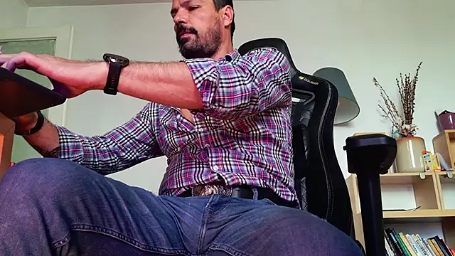 ChrisKox online show from 06/02/26, 05:09