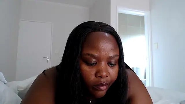 Snapshot of xBUSTY_CANDYx chatting on 04/15/26, 11:17 xBUSTY CANDYx online show from 04/15/26, 11:17